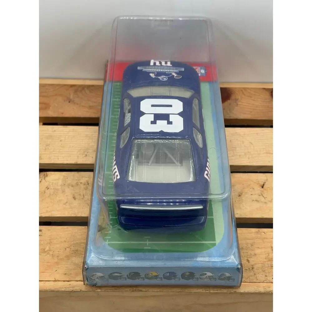 2004 Action Performance McArthur NFL New York Giants #03 1:24 Diecast Stock Car